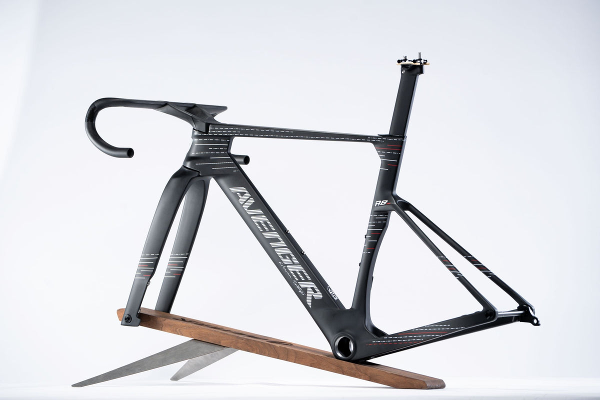 Avenger R8RS Frameset & Cockpit Package